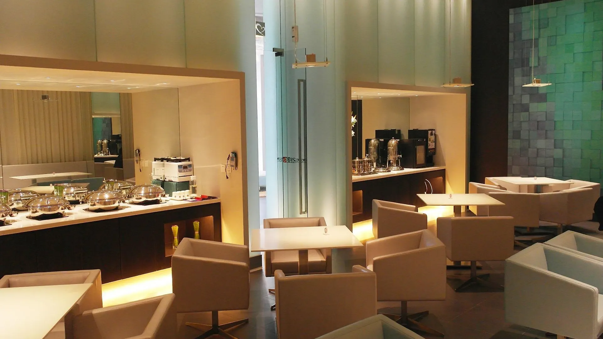 Jinjiang Inn Shanghai Hongqiao Hub National Convention Center Branch 2*,  China